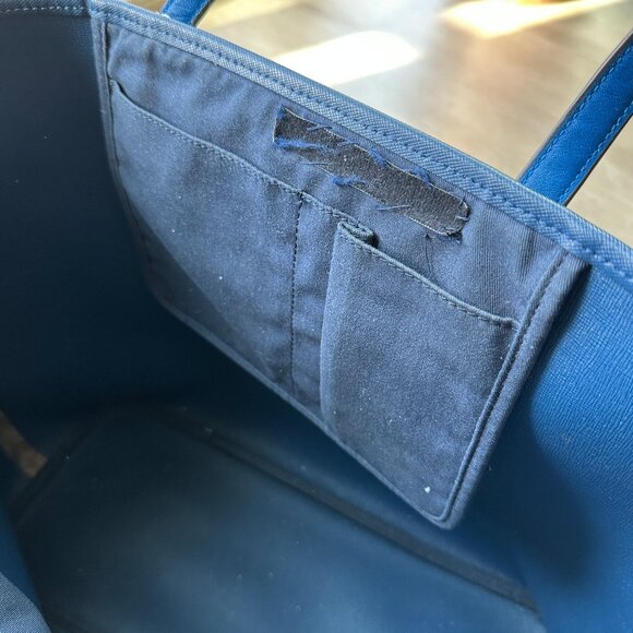 Coach Signature Tote Bag in Beige & Blue - Picture 13 of 16